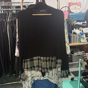 Generation Love, Oversized, Small Gorgeous Black Sweater